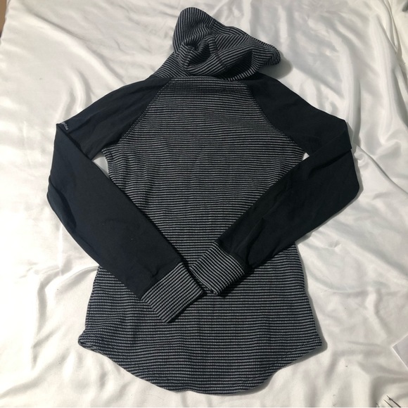 Columbia Waffle Knit Pullover Hoodie Black/Grey Size Small - Picture 2 of 10